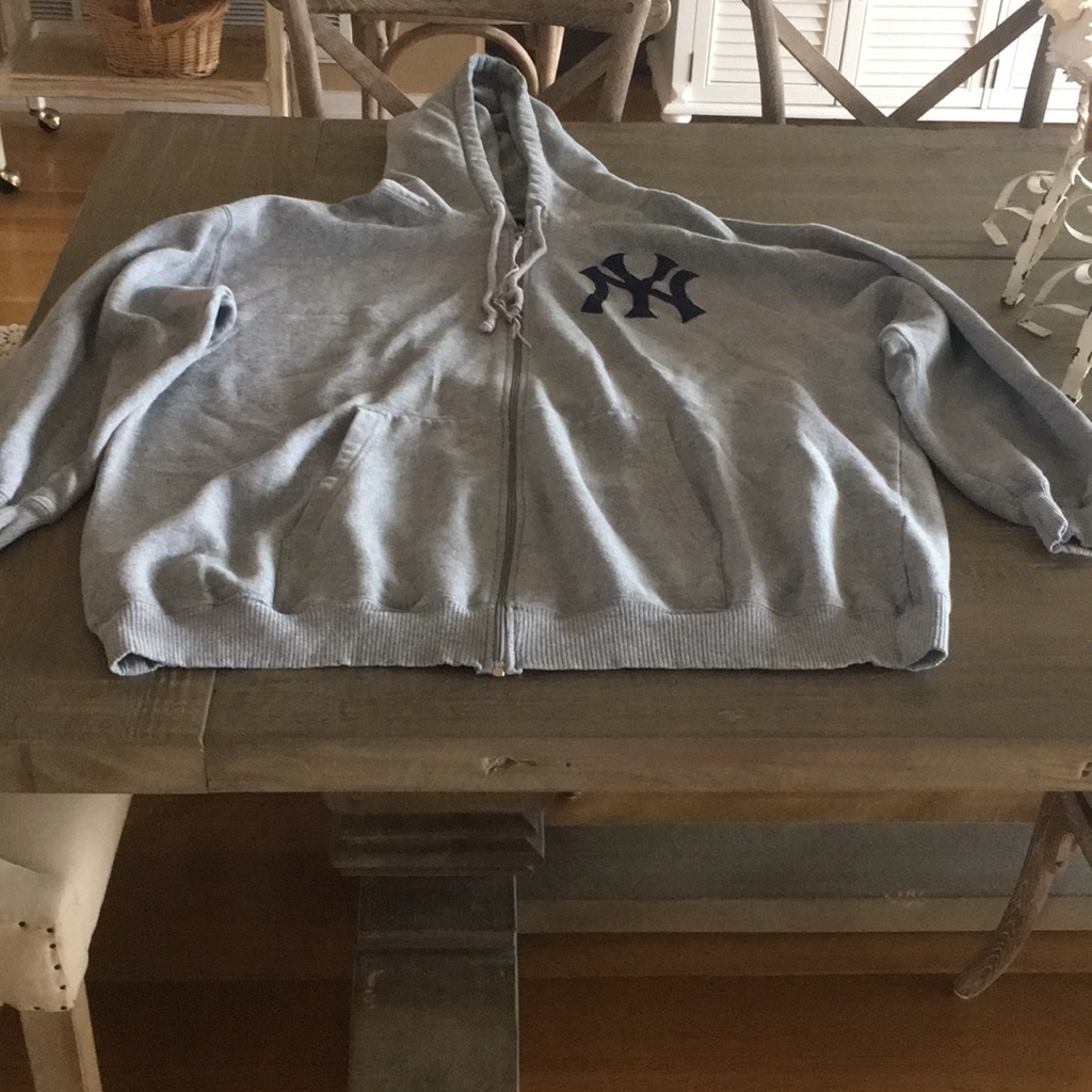 Yankee Sweatshirt
